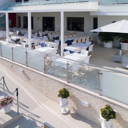 Ξενοδοχείο Li Pali & Restaurant 3*