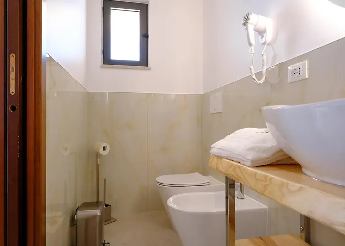 Li Pali & Restaurant Hotel 3*